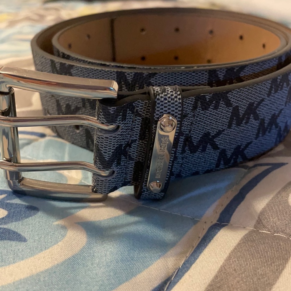 Michael kore women belt